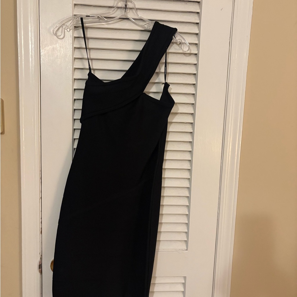 Bebe Black Asymmetrical One-Shoulder Sheath Dress